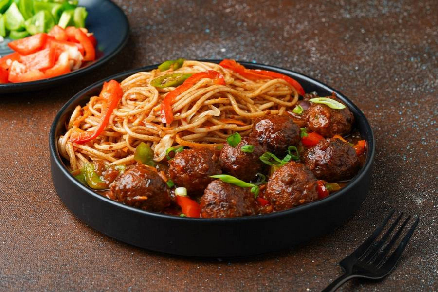Veg Noodles  Manchurian Gravy