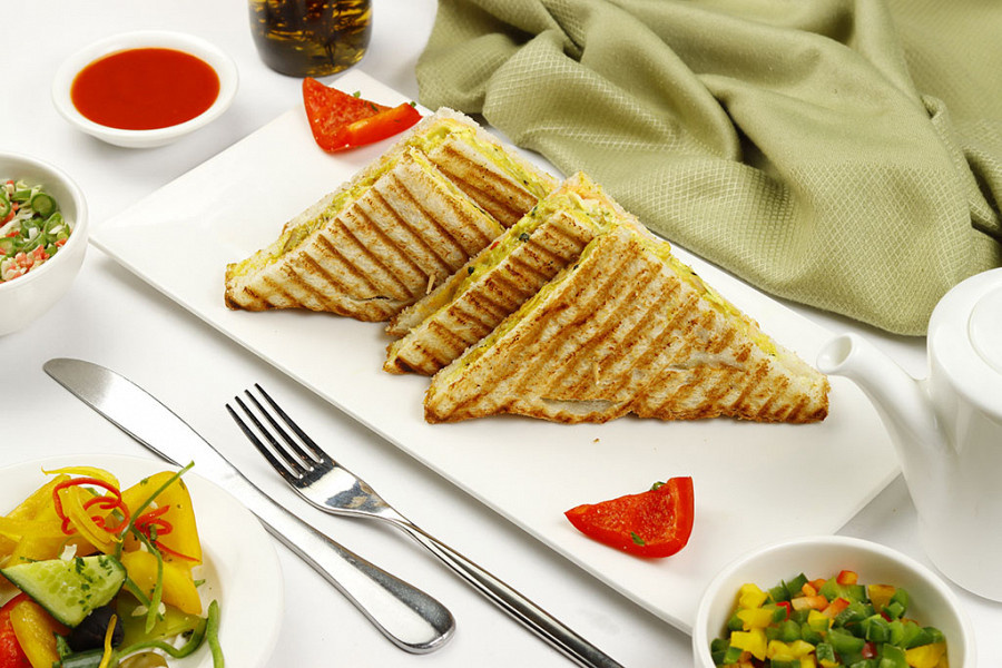 Vegetable Cheese Grilled Sandwich